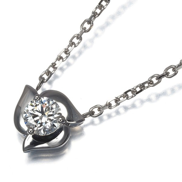 Cartier Necklace Diamond 0.57Ct G Vs2 950 Platinum /: Cartier Necklace Diamond 0.57Ct G Vs2 950 Platinum / Cartier's 0.57ct G VS2 diamond pendant is set in 950 platinum, a hallmark of luxury and sophistication. The natural diamond's exceptional clarity a