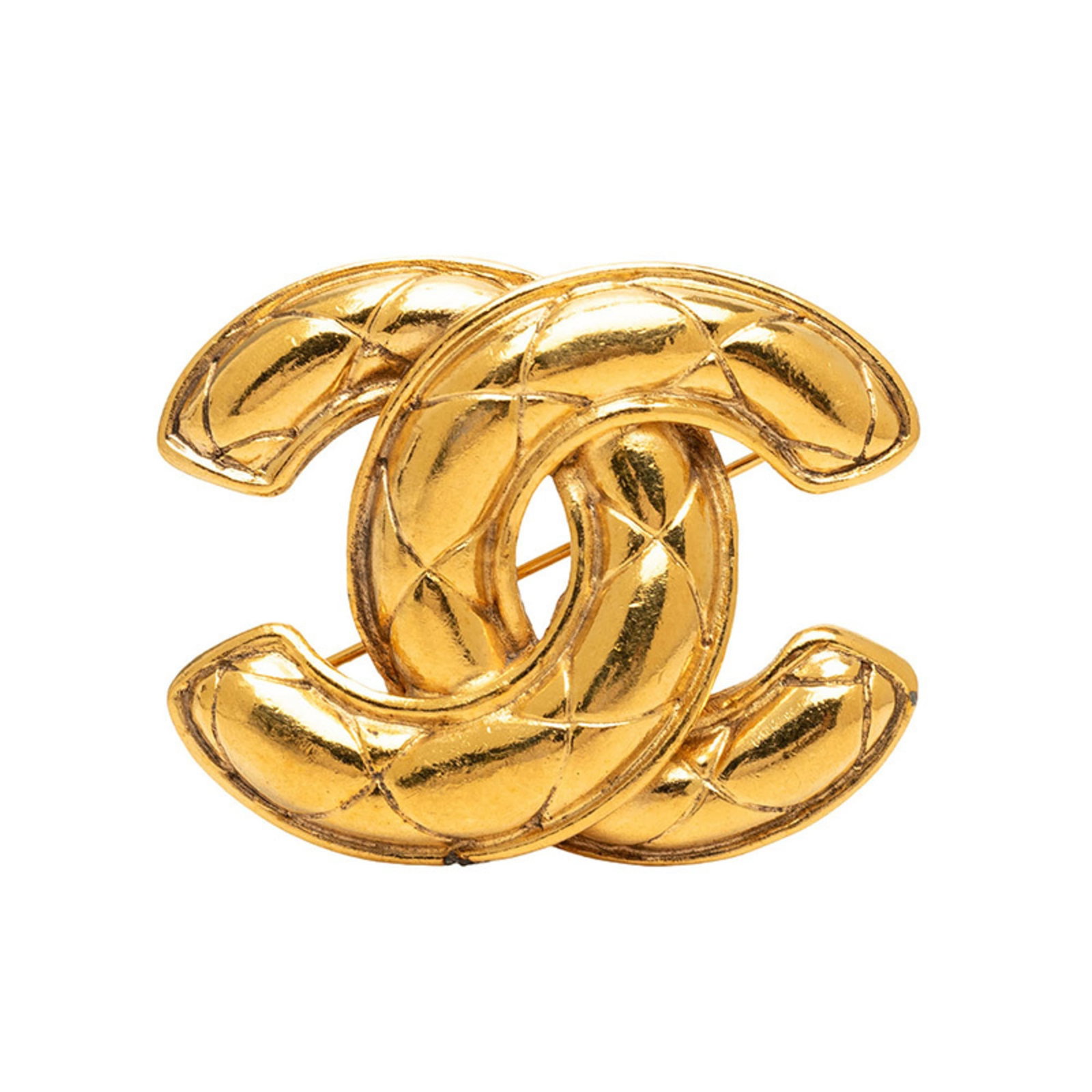 CHANEL Brooch Gold: CHANEL Brooch Gold Gold Brooch by CHANEL, measuring 3.58cm x 4.48cm, bears a signature. The item has visible wear, scratches, and scuffs, but remains fully functional. Item Specifics: Brand: Chanel