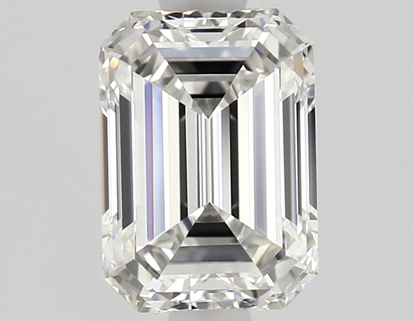 GIA Emerald 0.9ct F VVS1 - Loose Natural Diamond: GIA Emerald 0.9ct F VVS1 - Loose Natural Diamond GIA Emerald 0.9ct F VVS1 - Loose Natural Diamond0.9 carat GIA-certified emerald cut diamond, featuring a flawless VVS1 clarity and exceptional F