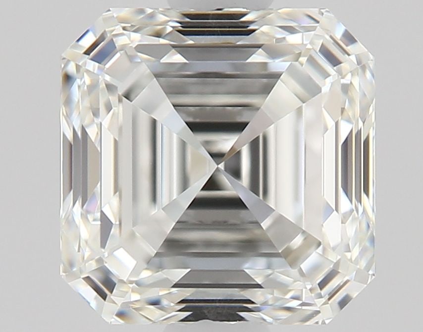 GIA Square Emerald 0.9ct I VVS2 - Loose Natural Diamond: GIA Square Emerald 0.9ct I VVS2 - Loose Natural Diamond 0.9ct GIA Square Emerald is a natural, high-quality diamond with excellent clarity (VVS2) and polish (EX). Its exceptional cut and symmetry