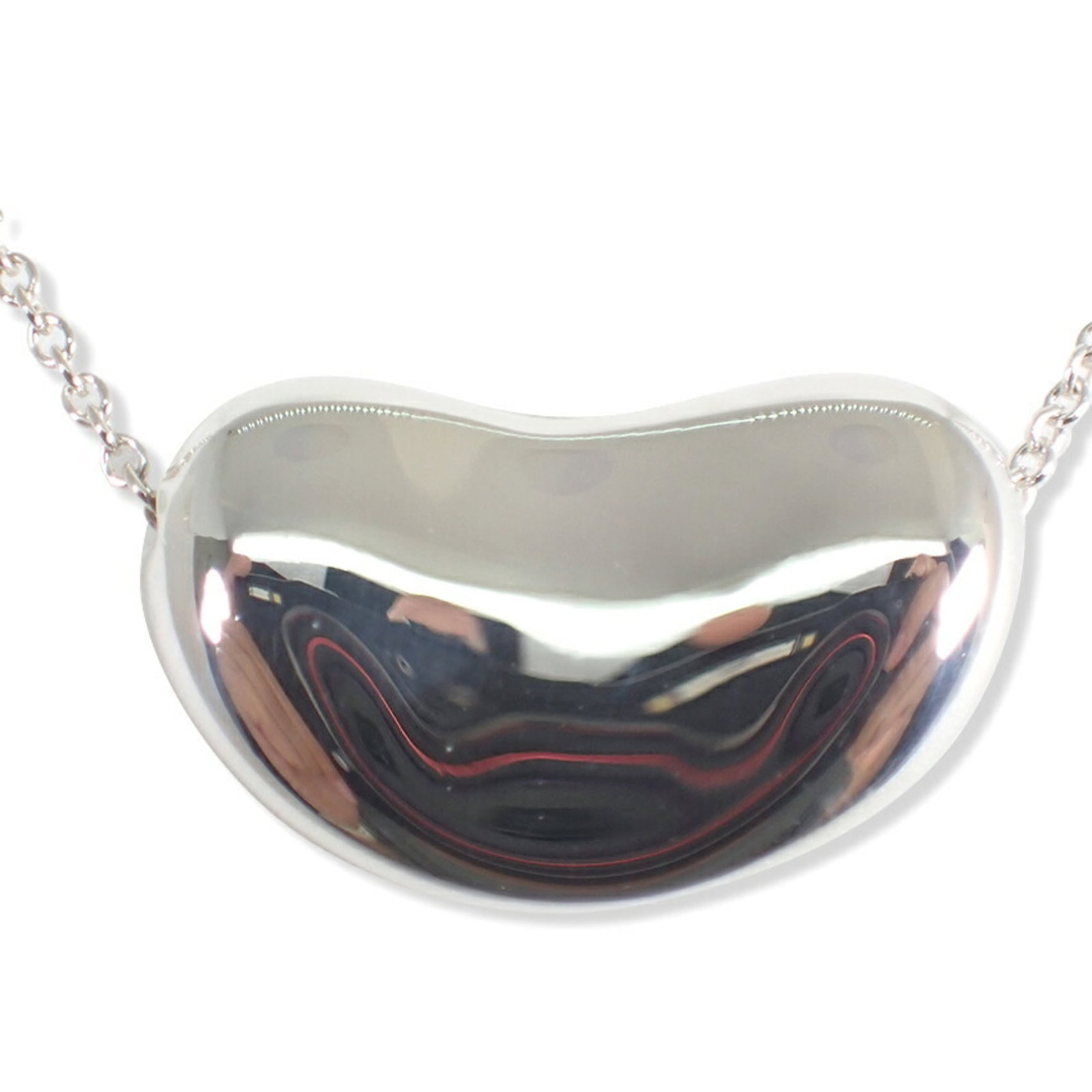 TIFFANY Sterling Silver 925: TIFFANY Sterling Silver 925 Sterling silver 925 pendant necklace from Tiffany, featuring a 12mm x 19mm pendant with a 42.5 cm / 16.73'' adjustable neck circumference. This like new used necklace