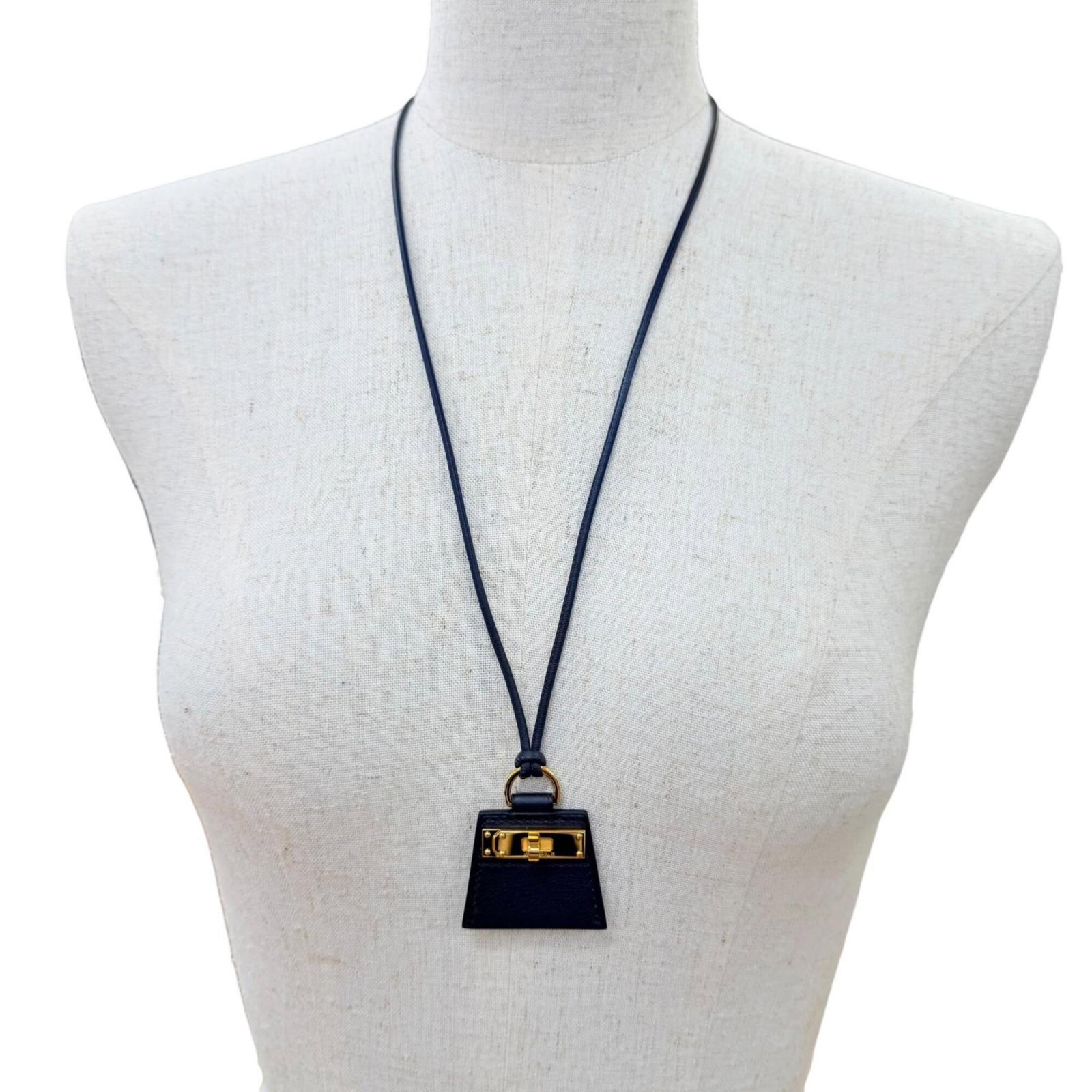 HERMES Leather Black - 4