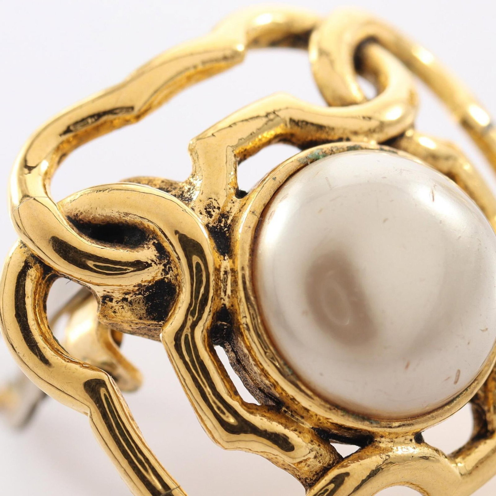 CHANEL Clip Earrings Gold Plating - 6