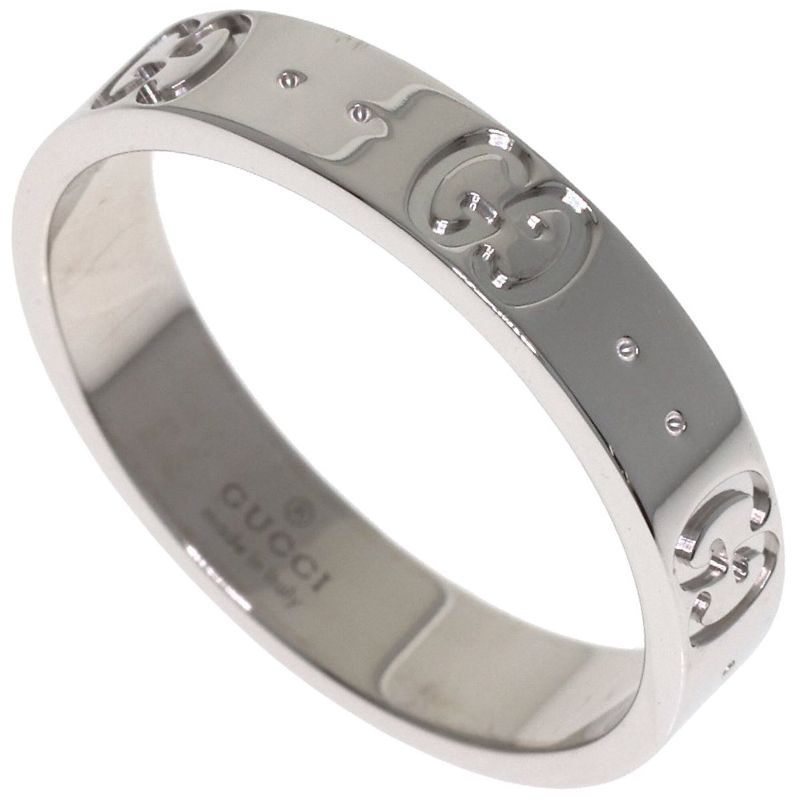 GUCCI Band Ring White Gold (18K): GUCCI Band Ring White Gold (18K) White gold (18K) band ring from Gucci, featuring a classic design. The ring is in very good condition, with minor signs of wear and small scratches or light marks pres