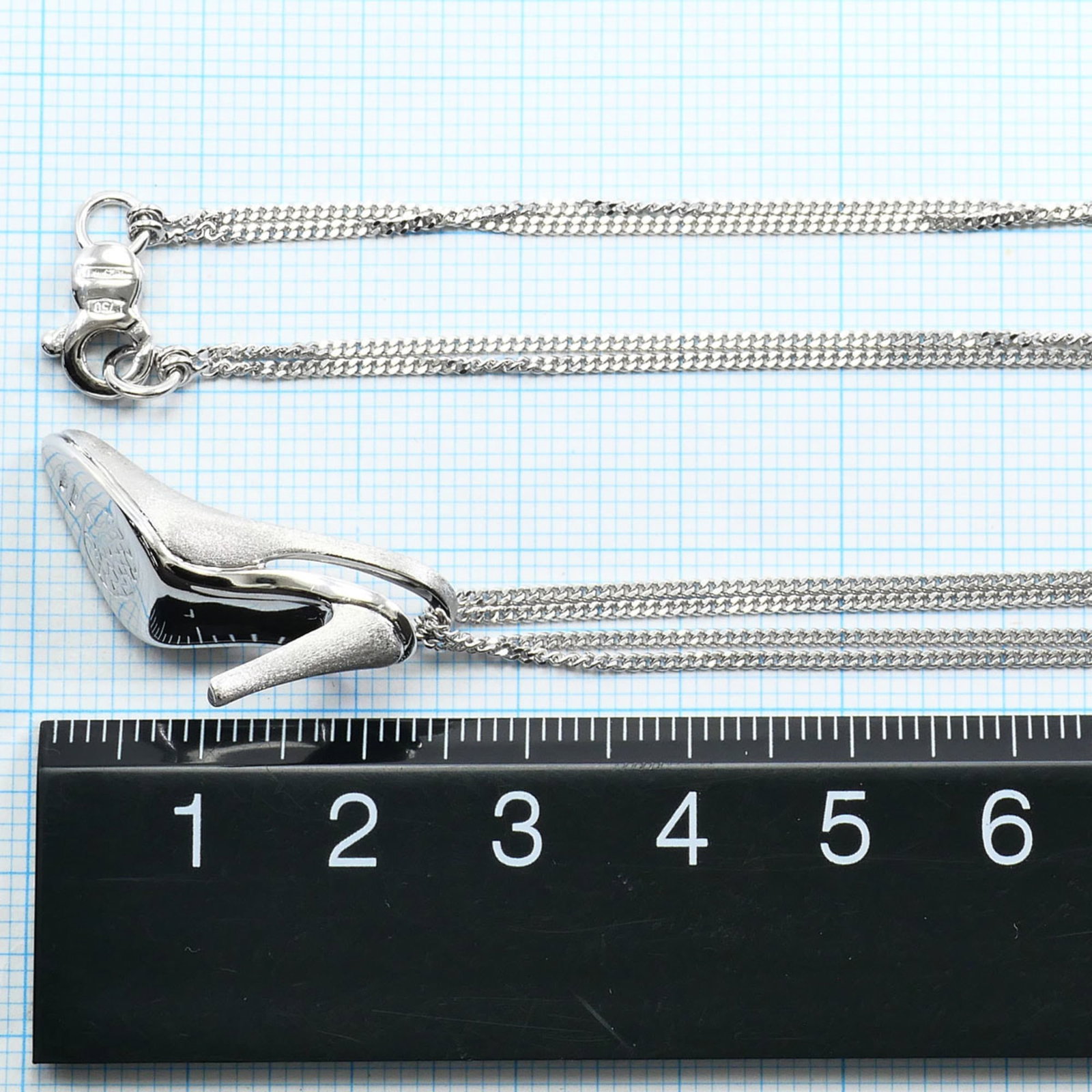 White Gold (18K) - 6