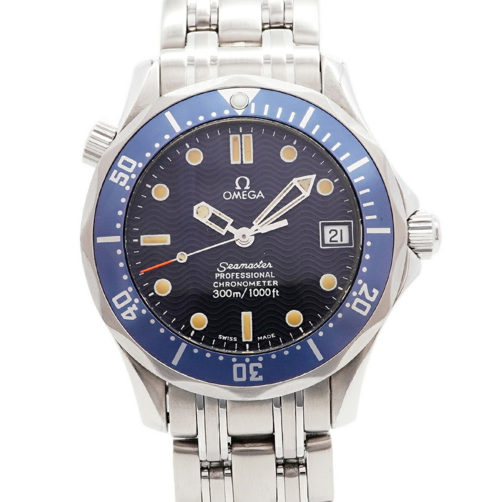 OMEGA Wristwatch Stainless Steel: OMEGA Wristwatch Stainless Steel Stainless steel band and blue dial make for a sleek and stylish timepiece. This Omega wristwatch boasts a 36mm case diameter and self-winding automatic movement, keepi