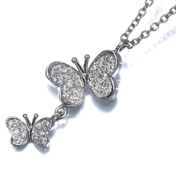 Ponte Vecchio Necklace Diamond 0.17Ct Butterfly 18K 750 White Gold: Ponte Vecchio Necklace Diamond 0.17Ct Butterfly 18K 750 White Gold The Ponte Vecchio Necklace features a stunning 0.17ct diamond butterfly pendant set in 18k white gold, showcasing a delicate and