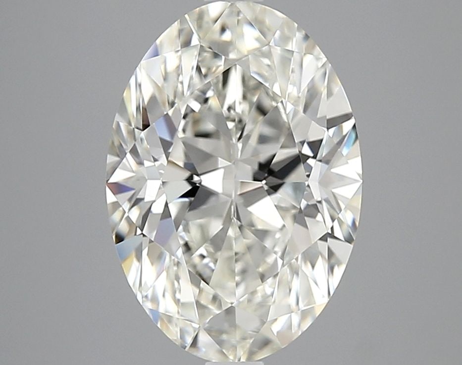 GIA Oval 4.0ct J VVS2 - Loose Natural Diamond: GIA Oval 4.0ct J VVS2 - Loose Natural Diamond GIA Oval 4.0ct J VVS2 - Loose Natural DiamondThe GIA-certified 4.0ct oval-cut diamond boasts exceptional clarity with a VVS2 grade, while its J color