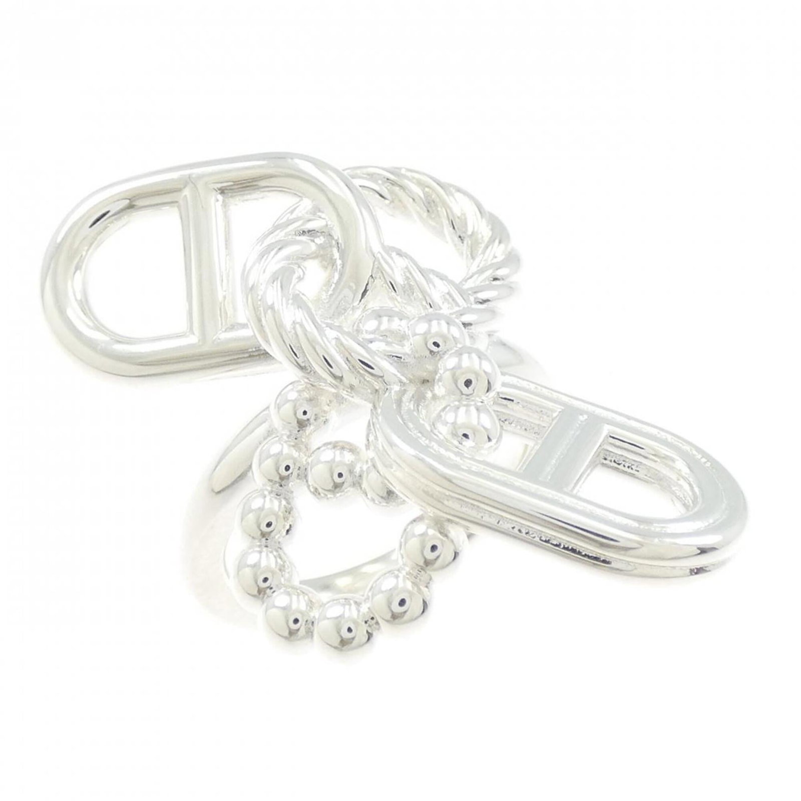 HERMES Band Ring Silver 925: HERMES Band Ring Silver 925 Silver 925 band ring from the iconic brand Hermes, featuring a classic design that adds a touch of sophistication to any outfit. With a US size of 6.5, this gently used rin