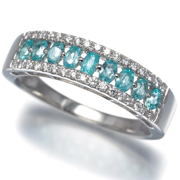 Paraiba Tourmaline 0.53Ct Diamond 0.25Ct Ring 18K 750 White Gold: Paraiba Tourmaline 0.53Ct Diamond 0.25Ct Ring 18K 750 White Gold 18k white gold ring features a striking Paraiba Tourmaline, a vibrant blue-green gemstone, surrounded by a total of 0.53ct of diamonds.