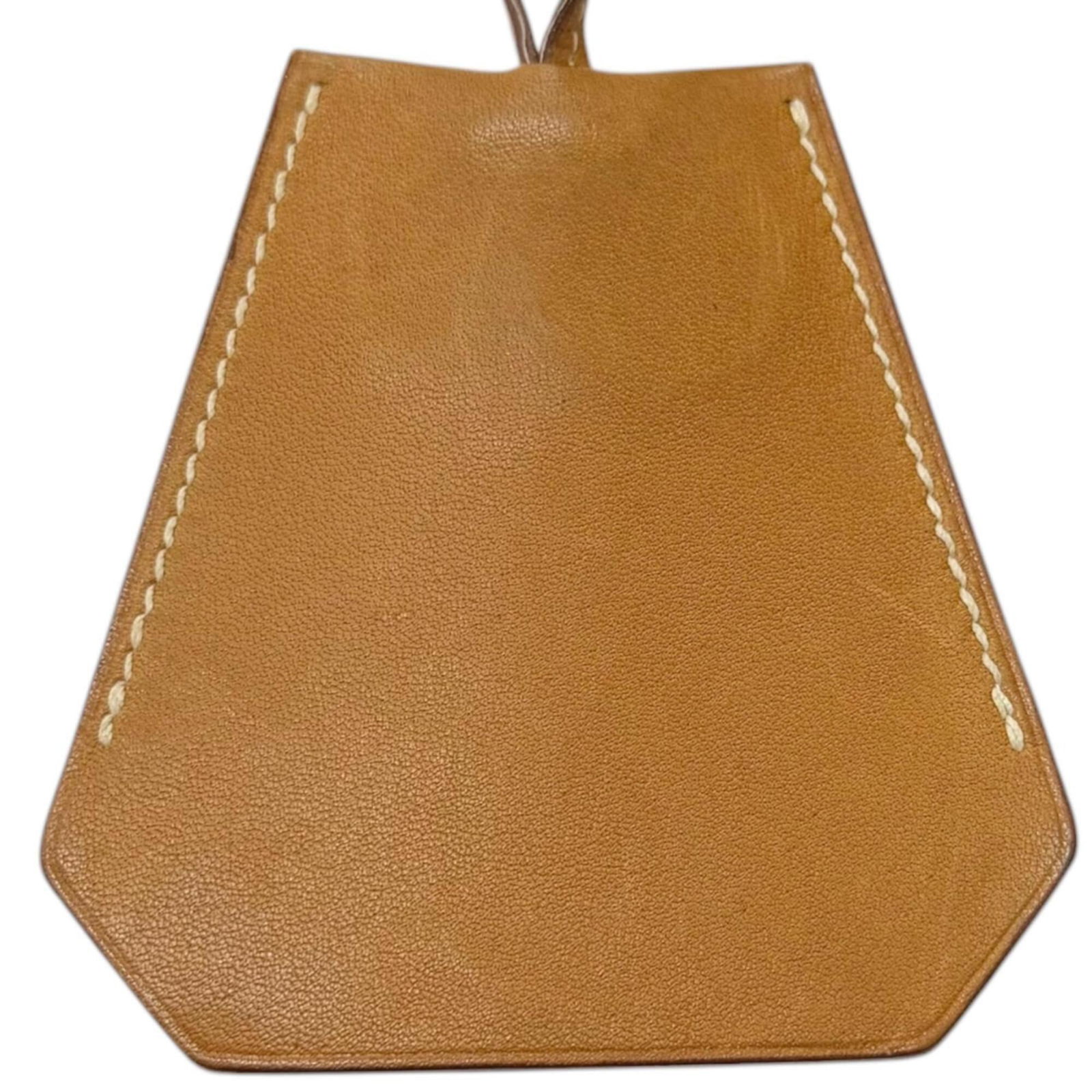 HERMES Box Calf Leather: HERMES Box Calf Leather Box calf leather from the renowned French brand Hermes, this gold necklace boasts a sturdy 106cm circumference and a 77mm x 77mm pendant, perfect for those who appreciate class