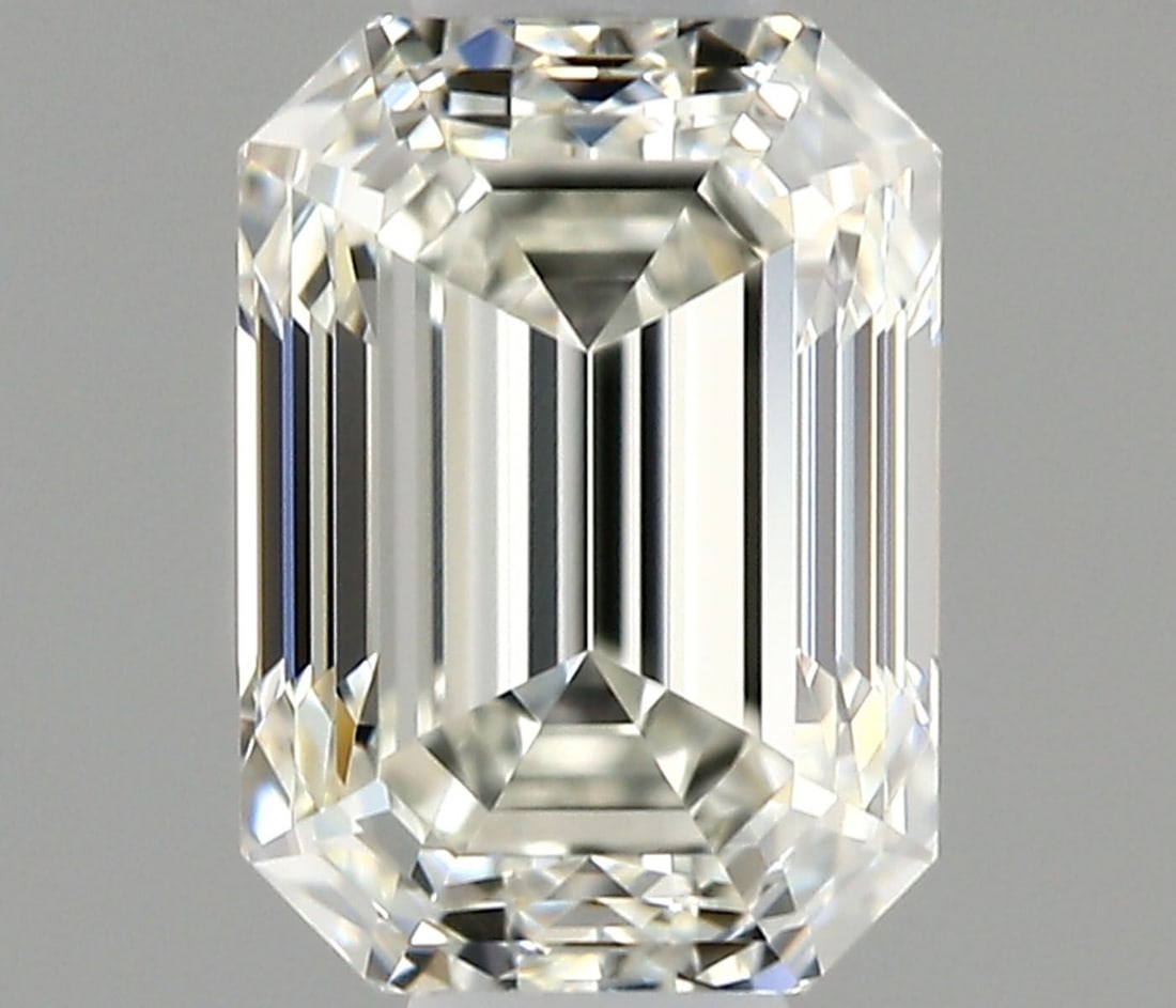 IGI Emerald 0.5ct H IF - Loose Natural Diamond: IGI Emerald 0.5ct H IF - Loose Natural Diamond IGI Emerald 0.5ct H IF - Loose Natural DiamondThis natural diamond boasts exceptional clarity, with an IF (Internally Flawless) grade, and a high color