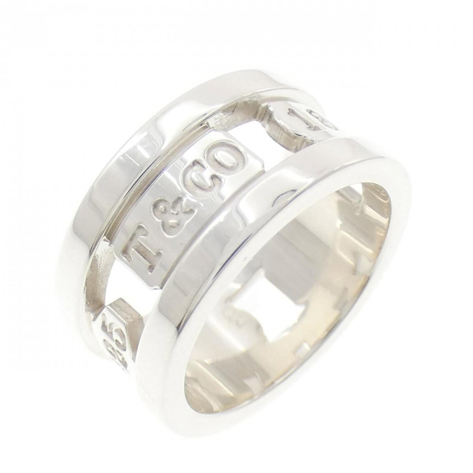 TIFFANY Band Ring Silver 925: TIFFANY Band Ring Silver 925 Silver 925 band ring from Tiffany, a classic design with a subtle elegance, features a delicate band made from high-quality sterling silver. The ring is in very good
