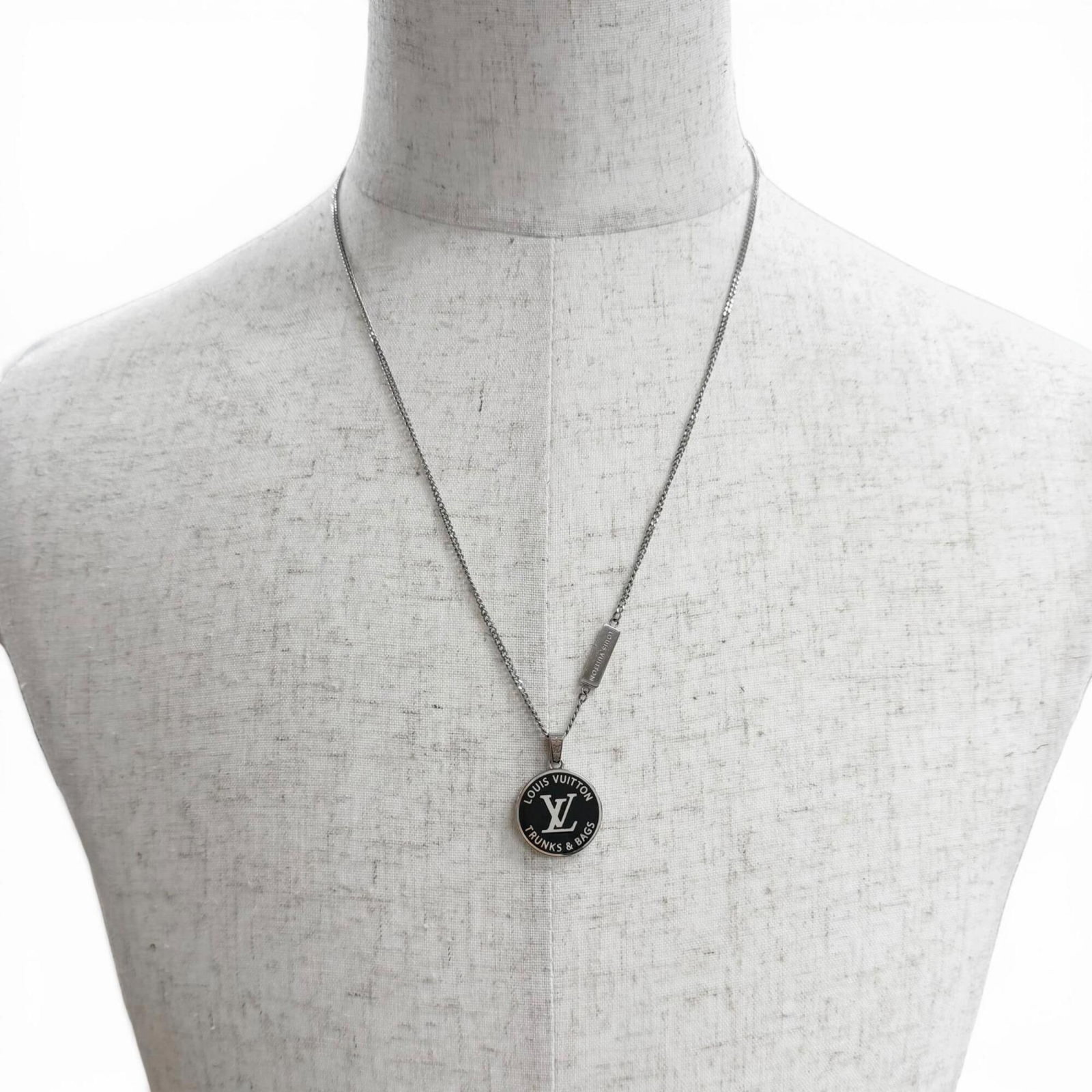 LOUIS VUITTON Black Silver - 2