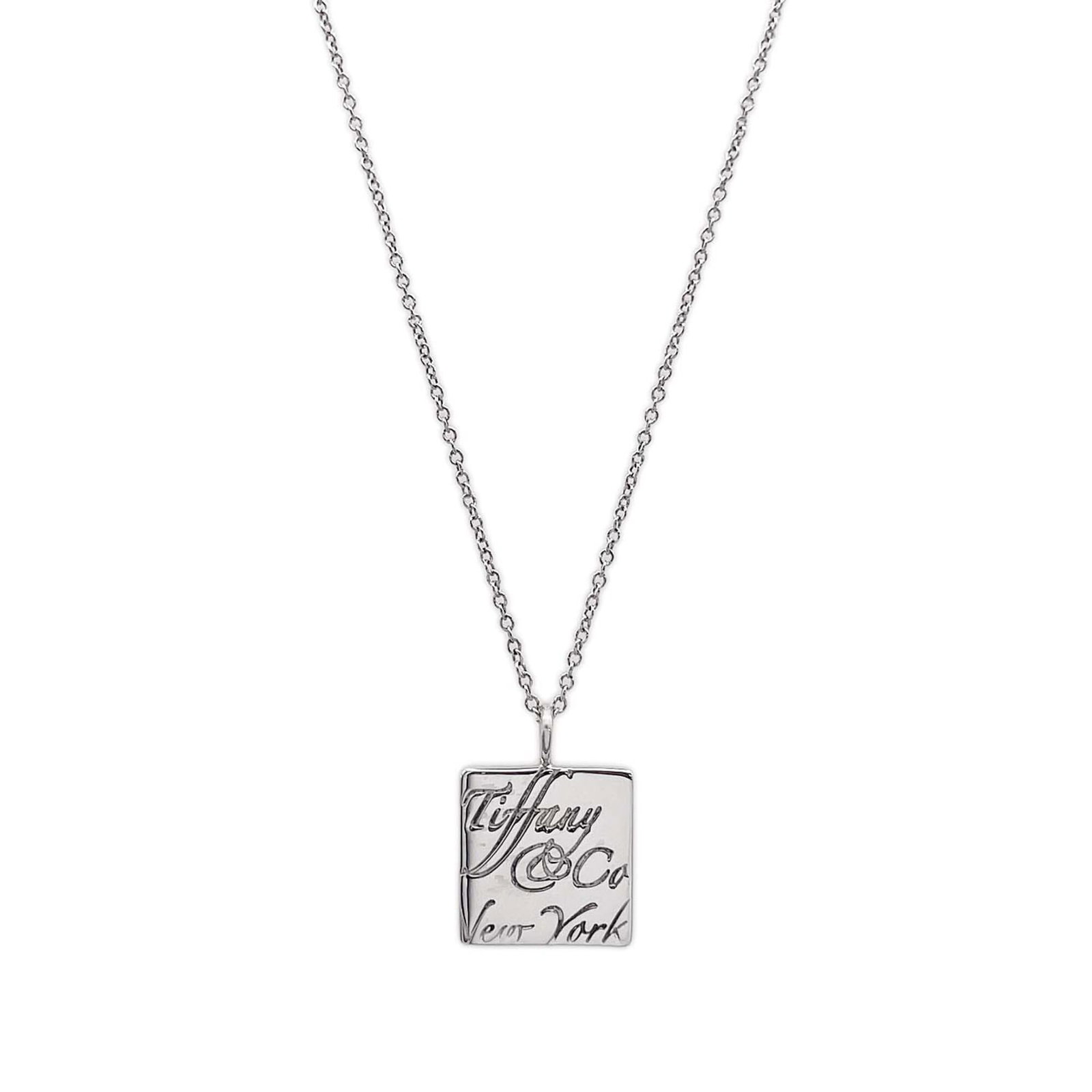 TIFFANY Silver 925: TIFFANY Silver 925 Silver pendant from Tiffany, made from 925 sterling silver, with a 12mm x 12mm size and a silver color. This necklace features a pendant type design, suitable for both men and women