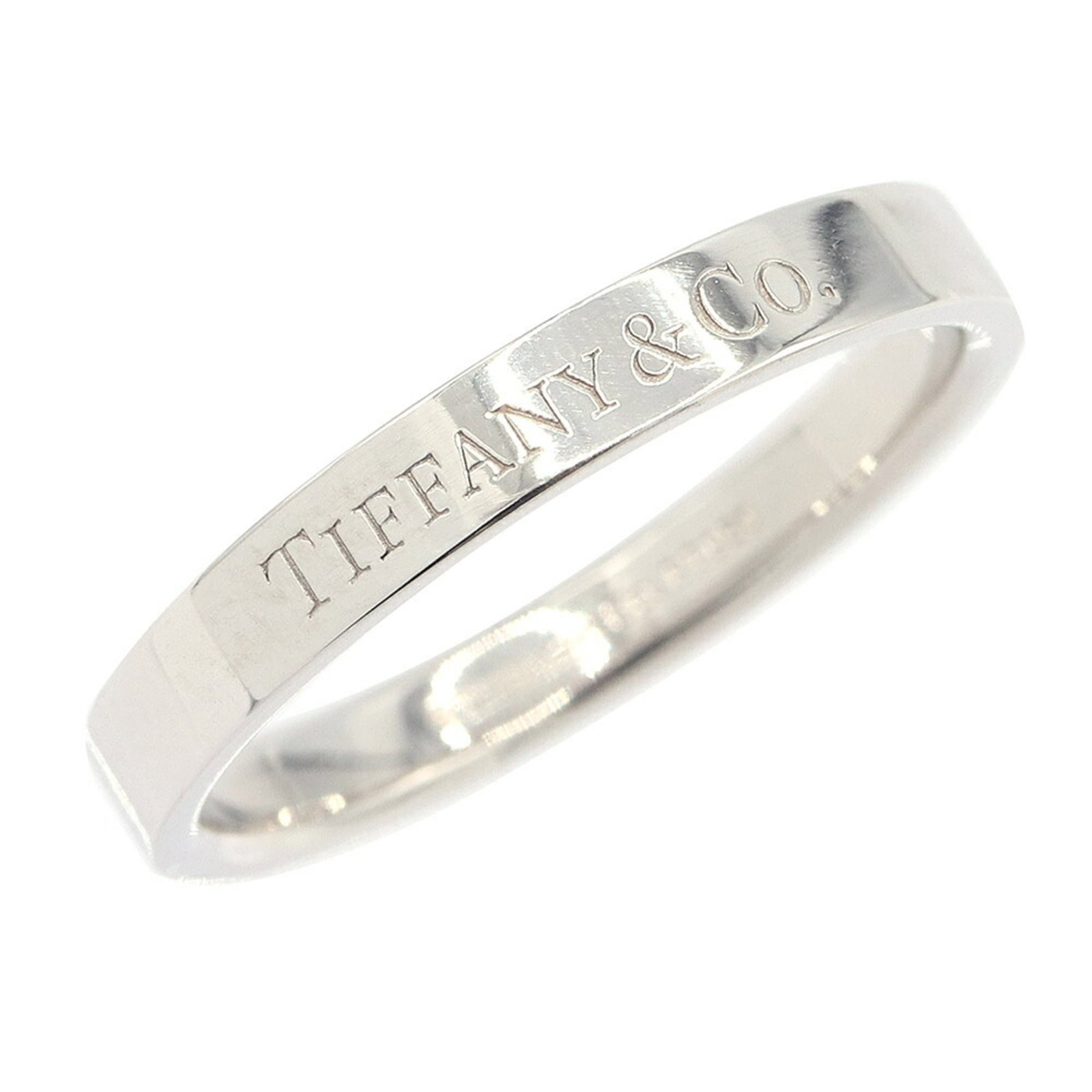 TIFFANY Band Ring Platinum 950: TIFFANY Band Ring Platinum 950 Platinum 950 band ring from Tiffany, a symbol of timeless elegance, boasts a sleek 3mm width and US size 9 fit. Made from high-quality platinum, this ring weighs 5.7g an