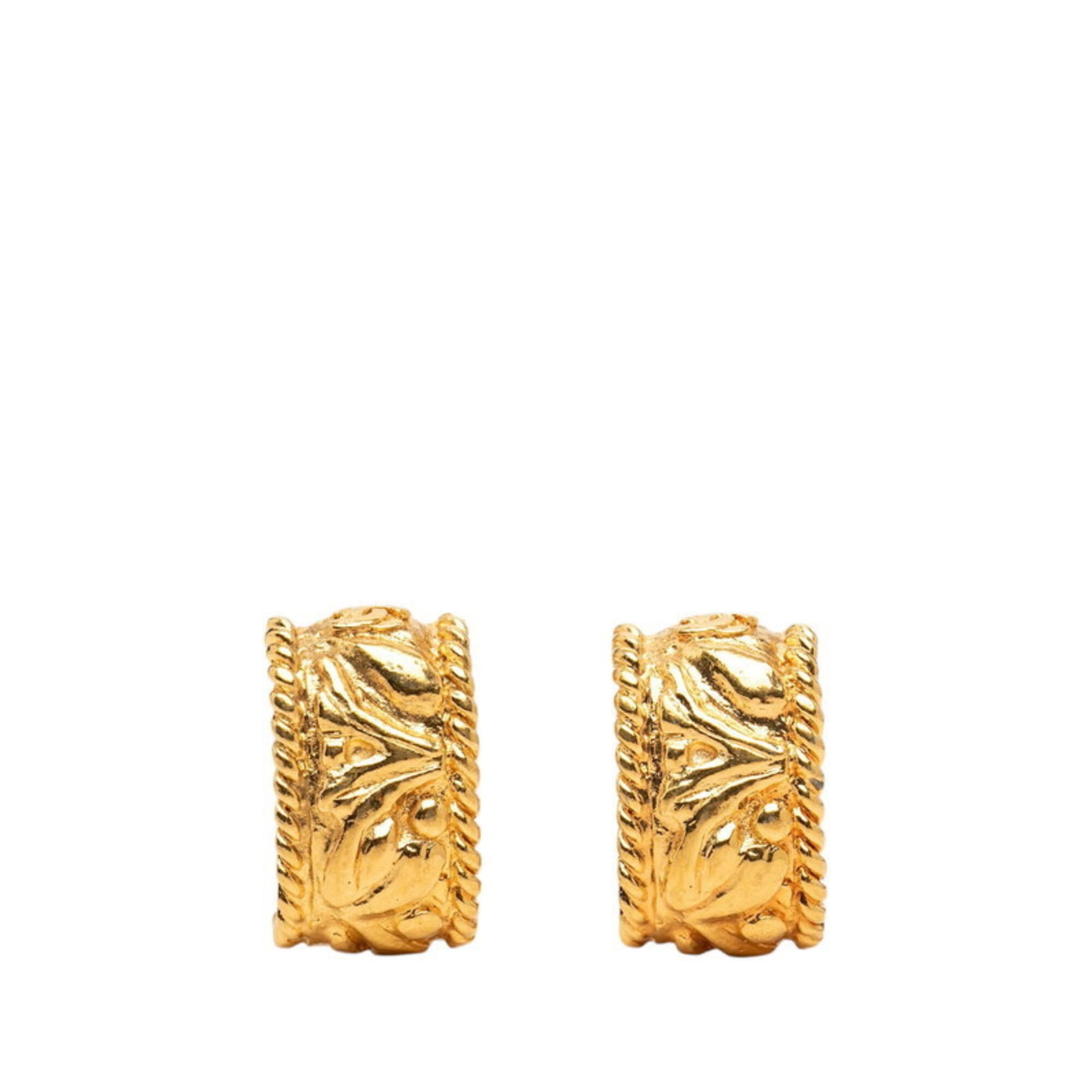 CHANEL Clip Earrings Gold Plating: CHANEL Clip Earrings Gold Plating Gold plating adds a touch of luxury to these sleek clip earrings from CHANEL, featuring a subtle gold finish that catches the light. Gently used with minor signs of
