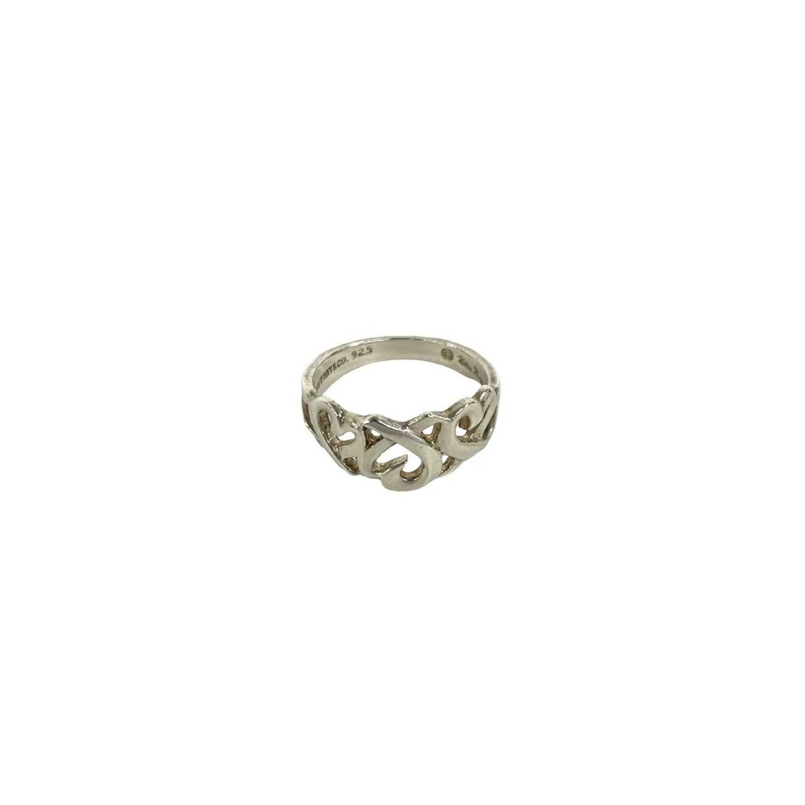 TIFFANY Band Ring Silver 925: TIFFANY Band Ring Silver 925 Silver 925 band ring from Tiffany, a classic design with subtle wear. The item bears visible scratches and scuffs, but remains fully functional in good overall condition. 