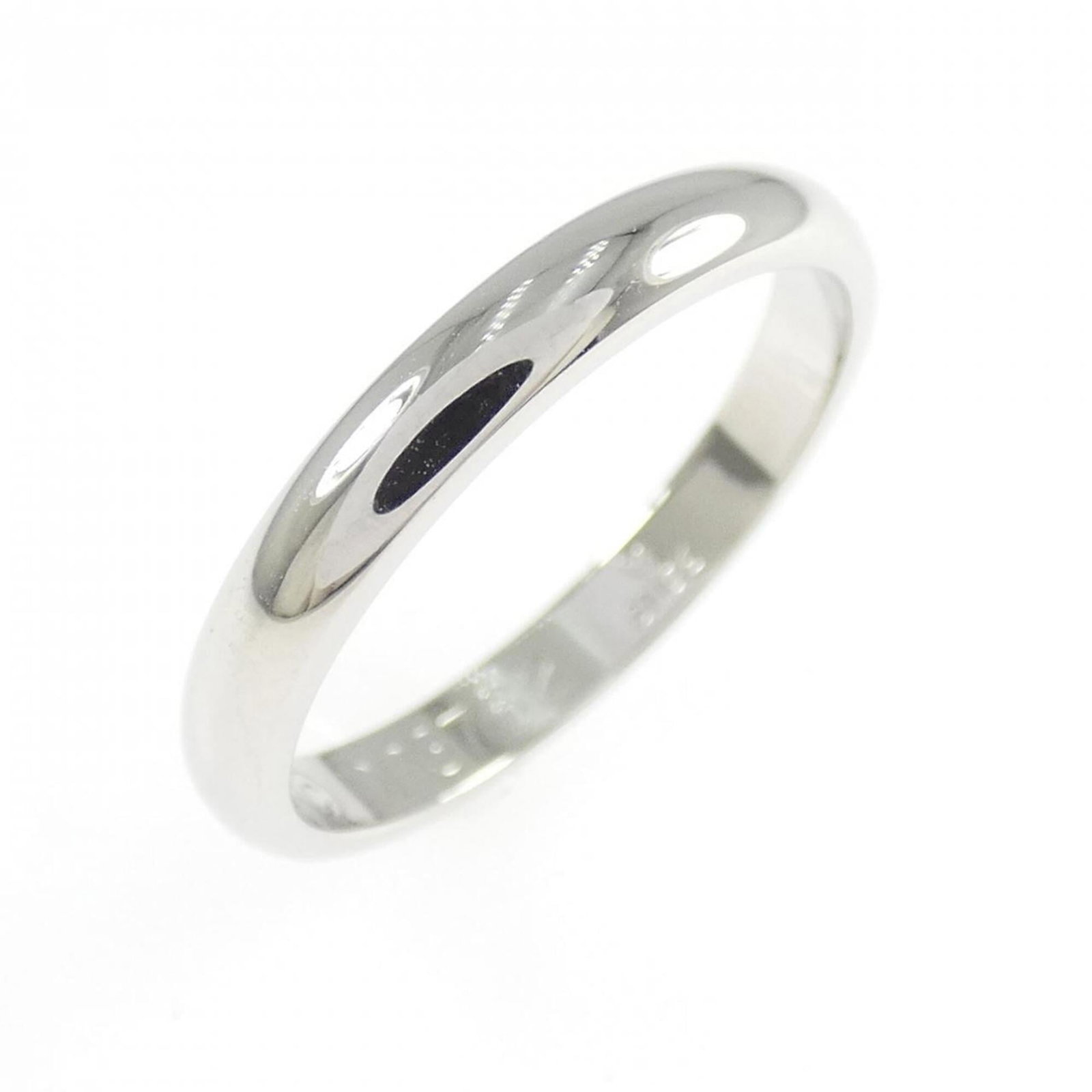 CARTIER Wedding Ring: CARTIER Wedding Ring Platinum950 Cartier B4012500 wedding ring in excellent condition, featuring a 2.4mm width and 4.5 US size. Gently used with minor signs of wear, this ring showcases the timeless