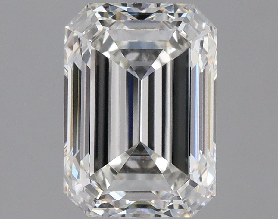 GIA Emerald 2.01ct G VVS1 - Loose Natural Diamond: GIA Emerald 2.01ct G VVS1 - Loose Natural Diamond GIA Emerald 2.01ct G VVS1 - Loose Natural DiamondThis 2.01ct GIA-certified emerald-cut diamond boasts exceptional clarity with a VVS1 grade,