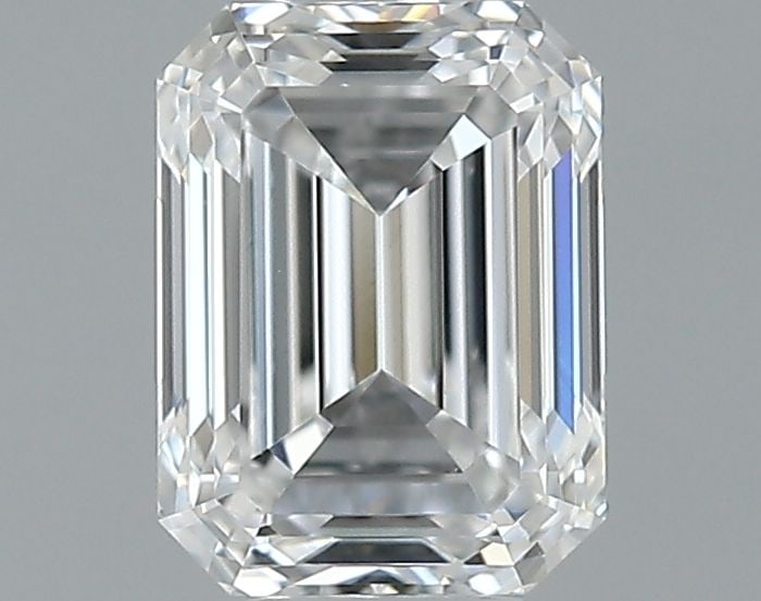 GIA Emerald 0.5ct E VVS2 - Loose Natural Diamond: GIA Emerald 0.5ct E VVS2 - Loose Natural Diamond GIA Emerald 0.5ct E VVS2 - Loose Natural DiamondThe GIA Emerald 0.5ct E VVS2 is a stunning natural diamond, certified by the Gemological Institute of A