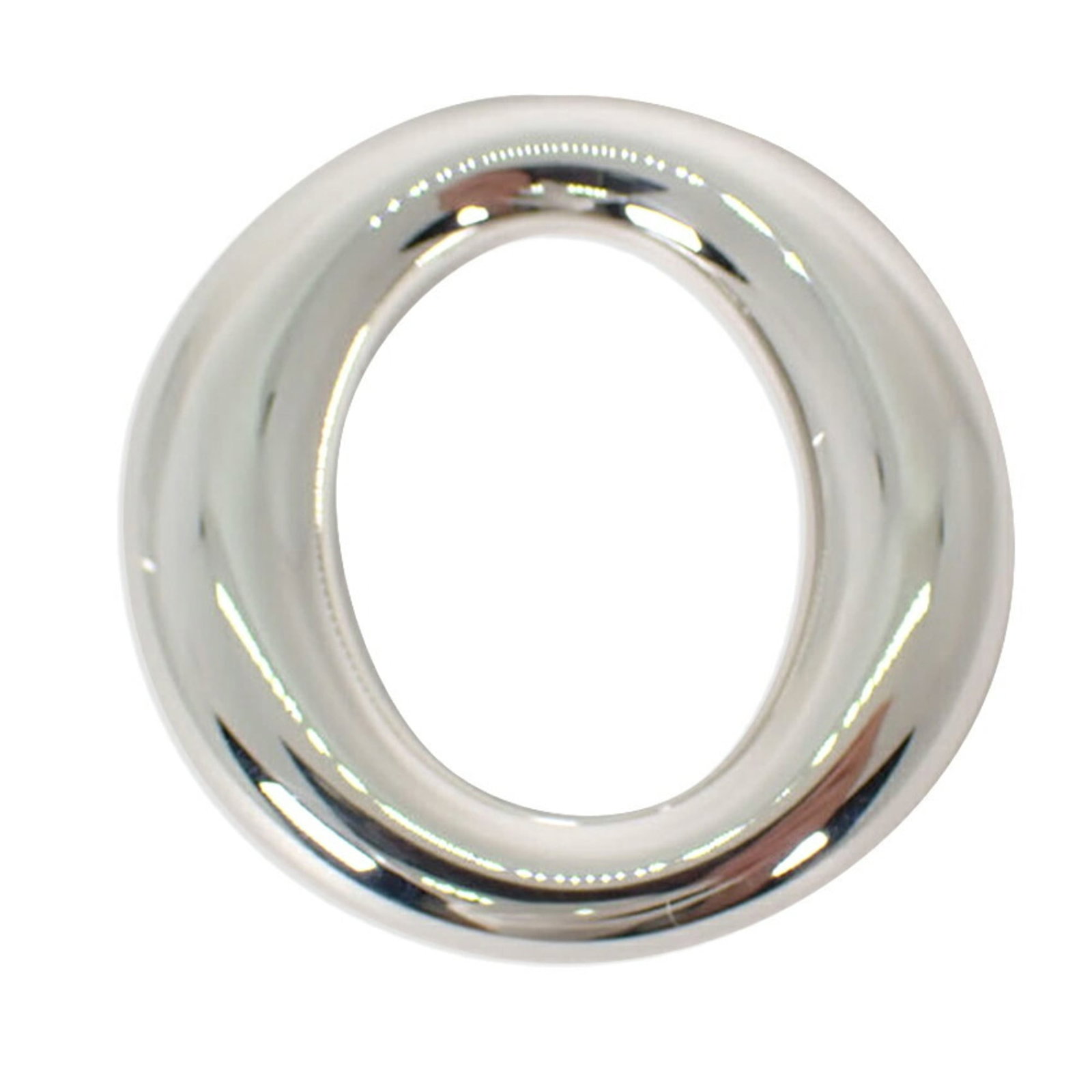 TIFFANY Sterling Silver 925: TIFFANY Sterling Silver 925 Sterling silver 925 pendant from Tiffany, featuring a sleek and sophisticated design. The pendant measures 24.2mm in size, making it a stylish addition to any outfit. In li