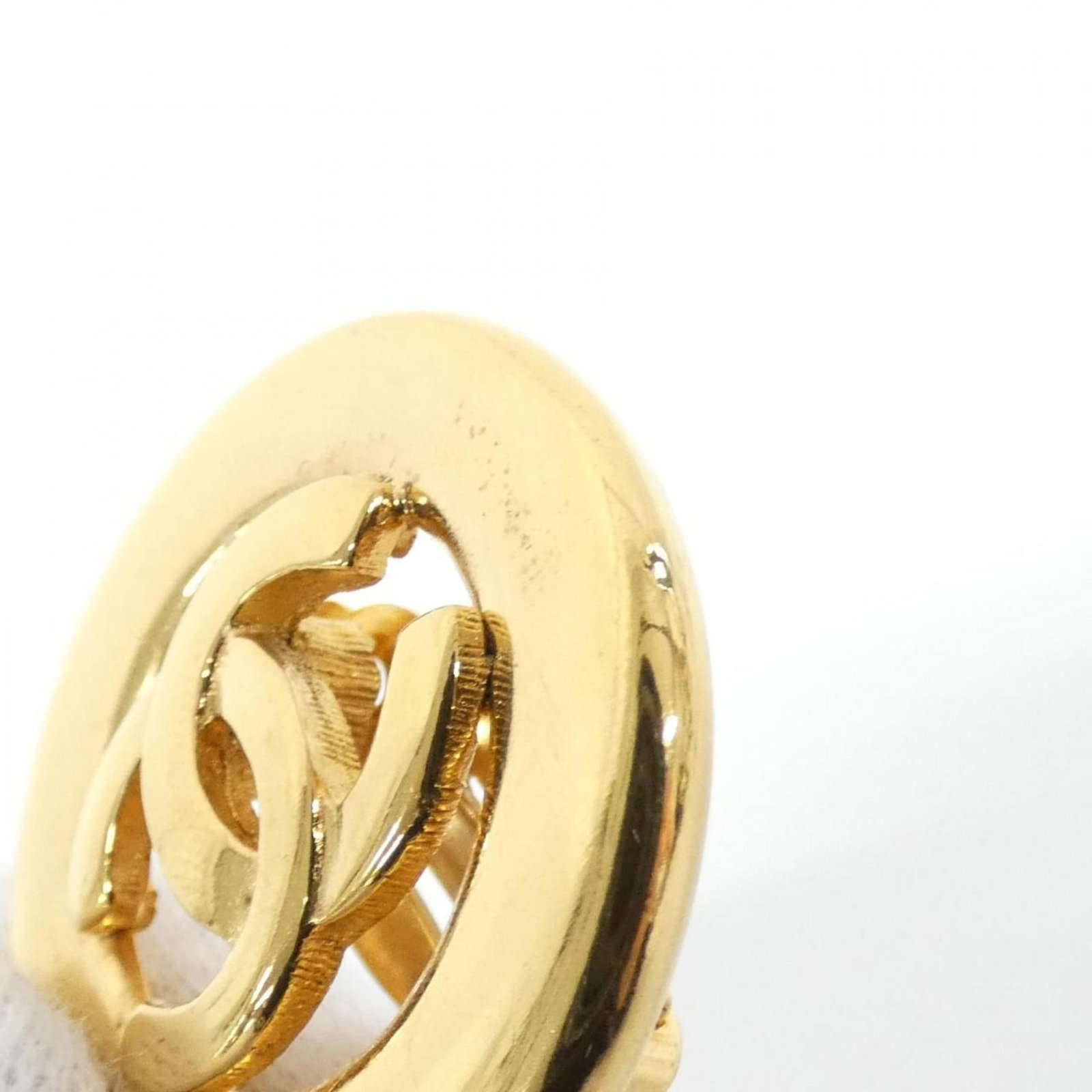 CHANEL Stud Earrings Gold - 4