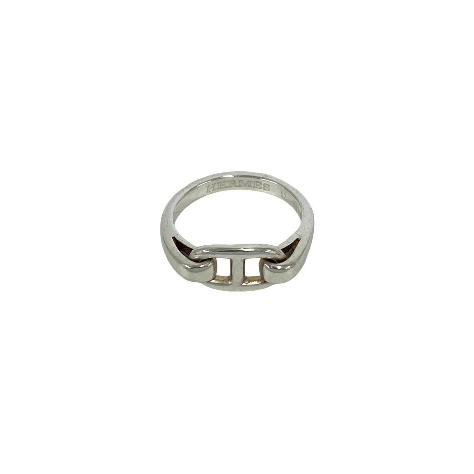 HERMES Band Ring Silver 925: HERMES Band Ring Silver 925 Silver 925 band ring from Hermes, a classic women's accessory with a subtle touch of luxury. This pre-owned ring features a silver finish with visible wear and minor