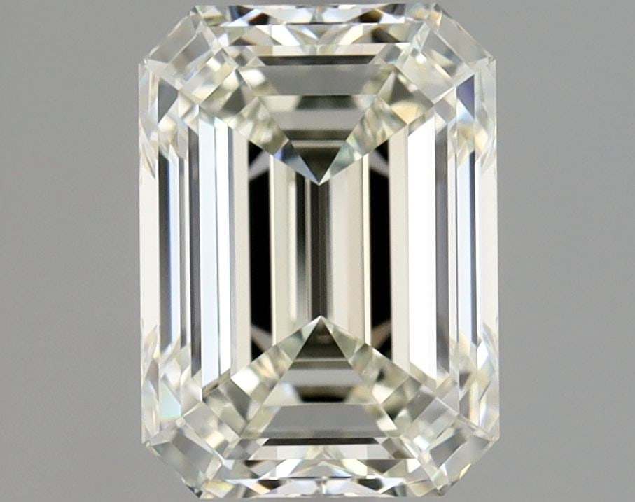 GIA Emerald 1.51ct L VVS2 - Loose Natural Diamond: GIA Emerald 1.51ct L VVS2 - Loose Natural Diamond GIA Emerald 1.51ct L VVS2 - Loose Natural DiamondThis stunning 1.51ct emerald-cut diamond boasts exceptional clarity and luster, with a vibrant L