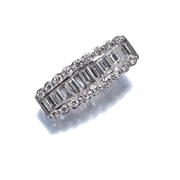 Diamond 0.50Ct Pendant 18K 750 White Gold: Diamond 0.50Ct Pendant 18K 750 White Gold 18k white gold pendant showcases a 0.50ct natural diamond, carefully crafted to highlight its sparkle. The elegant design features a classic style with a