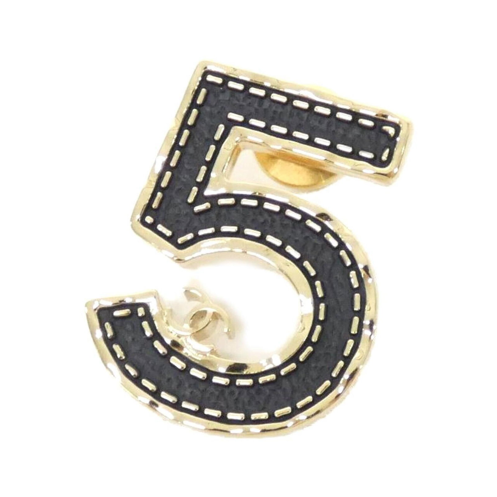 CHANEL Pin Brooch Black: CHANEL Pin Brooch Black The CHANEL Pin Brooch Black is a sleek and sophisticated accessory, featuring a classic design with a touch of elegance. Measuring 3.1cm x 2.5cm, this pin brooch is a small but