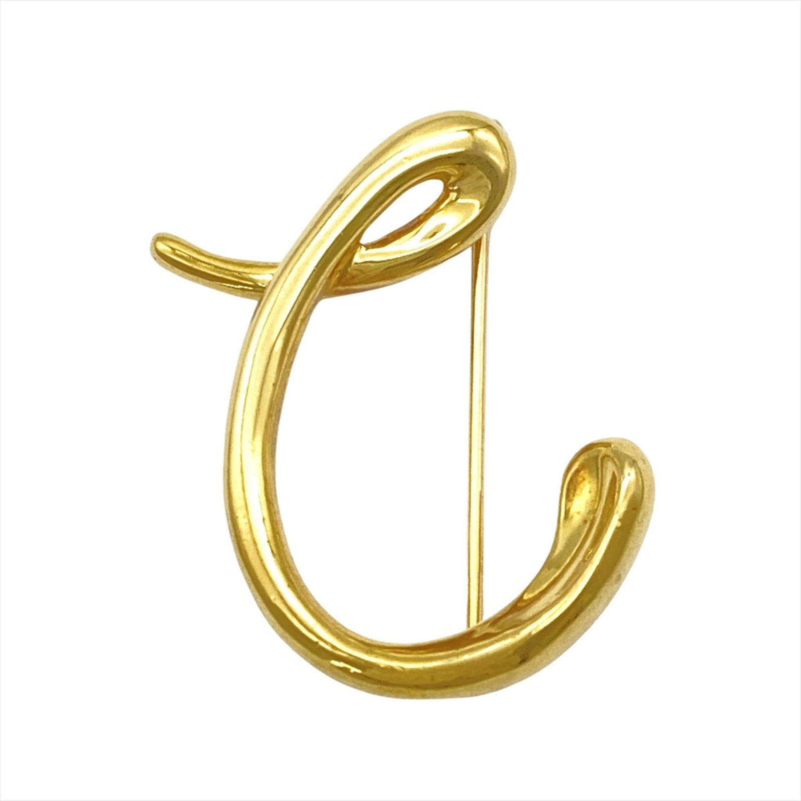 TIFFANY Brooch Yellow Gold (18K): TIFFANY Brooch Yellow Gold (18K) Yellow gold (18K) brooch with visible scratches and scuffs, bearing a signature. Made from 18K yellow gold, this brooch measures 3cm x 2.50mm and weighs 7.6g. A good