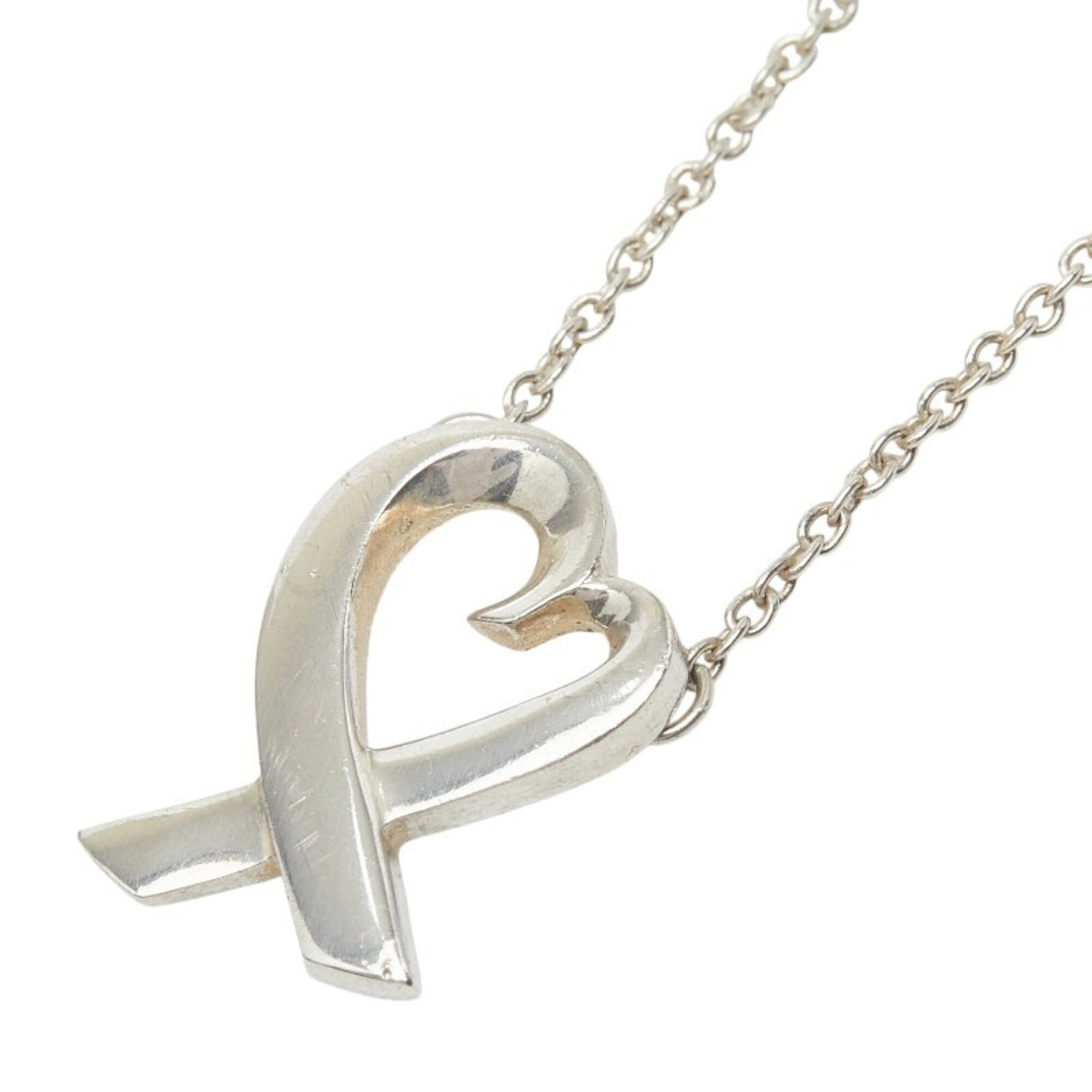 TIFFANY Silver Silver 925: TIFFANY Silver Silver 925 Silver Tiffany Loving Heart Necklace in 925, a beautiful pendant necklace featuring a sterling silver design with a 15mm x 11mm loving heart pendant, measures 42.5 cm in circ