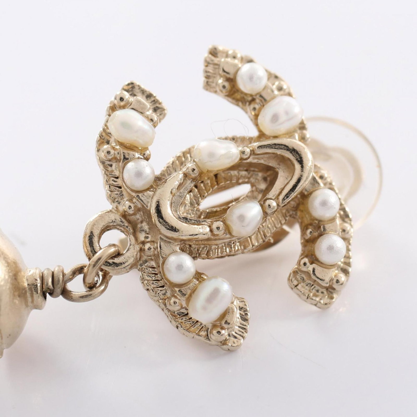 CHANEL Drop Earrings Gold Plating - 6