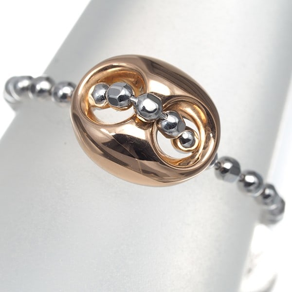 Gucci Ring Bicolor Chain One Size Fits All Us5.25-5.5 18K Wg/Rg: Gucci Ring Bicolor Chain One Size Fits All Us5.25-5.5 18K Wg/Rg 18k White Gold and Rose Gold Bicolor Chain Ring, a striking Gucci design featuring a multi-tone gold metal construction. This one-size-f