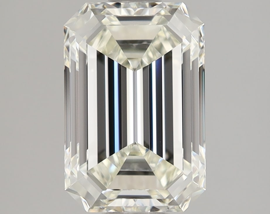 IGI Emerald 1.84ct I VVS1 - Loose Natural Diamond: IGI Emerald 1.84ct I VVS1 - Loose Natural Diamond 1.84ct IGI Emerald 1.84ct I VVS1 - Loose Natural DiamondThe IGI Emerald 1.84ct features exceptional clarity, with a VVS1 grade indicating minimal incl
