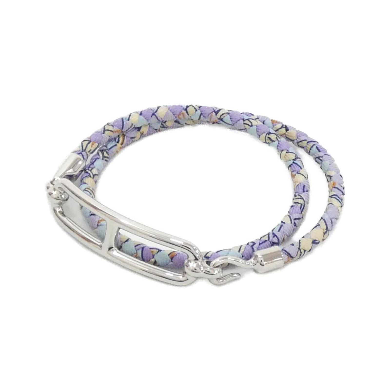 HERMES Charm Bracelet Palladium Silk: HERMES Charm Bracelet Palladium Silk Palladium and silk come together in a stunning purple charm bracelet from Hermes. This 32.5cm long, 4mm wide piece features a mix of materials and a rich, regal co