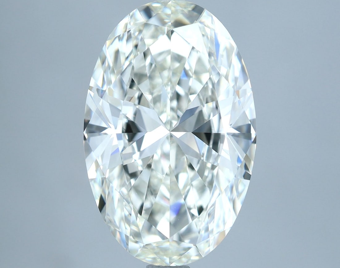 HRD Oval 3.7ct H VVS1 - Loose Natural Diamond: HRD Oval 3.7ct H VVS1 - Loose Natural Diamond 3.7ct Oval Cut Diamond with Excellent Polish and High Clarity. This natural diamond boasts an impressive VVS1 clarity grade and EX polish, making it a