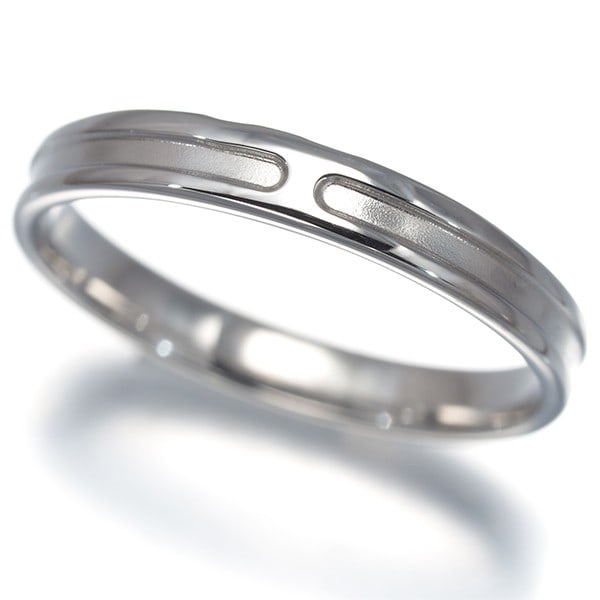 Hermes Ring Ariane Wedding Band Eu49 18K 750 White Gold: Hermes Ring Ariane Wedding Band Eu49 18K 750 White Gold 18k White Gold Ariane Wedding Band - EU49 Size, 2.8mm Width, 1.9g Weight. This elegant 18k white gold band features the iconic Hermes Ariane