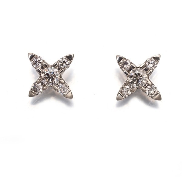 Kashikey Earrings Diamond 0.23Ct Naked 18K 750 Brown Gold: Kashikey Earrings Diamond 0.23Ct Naked 18K 750 Brown Gold The Kashikey Earrings feature a stunning 0.23ct diamond set in 18k brown gold, with a natural style that showcases the beauty of the stone.