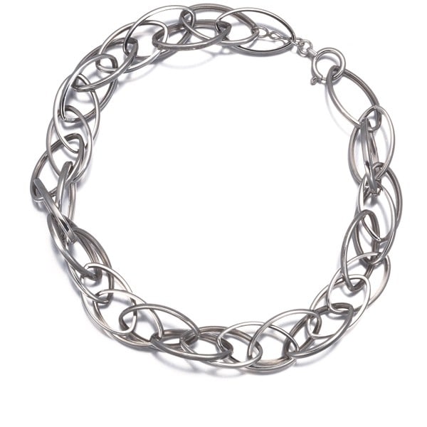 Chain Bracelet 850 900 Platinum: Chain Bracelet 850 900 Platinum Chain bracelet made from 850 platinum and 900 platinum, with an inner circumference of 18cm and a width of 8.0mm, weighing 6.4g. This chain bracelet features a solid