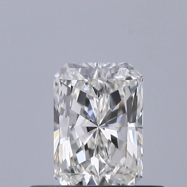 GIA Radiant 0.38ct G VVS1 - Loose Natural Diamond: GIA Radiant 0.38ct G VVS1 - Loose Natural Diamond 0.38ct G VVS1 - Loose Natural Diamond, certified by the Gemological Institute of America (GIA), boasts exceptional clarity and color. Its EX polish