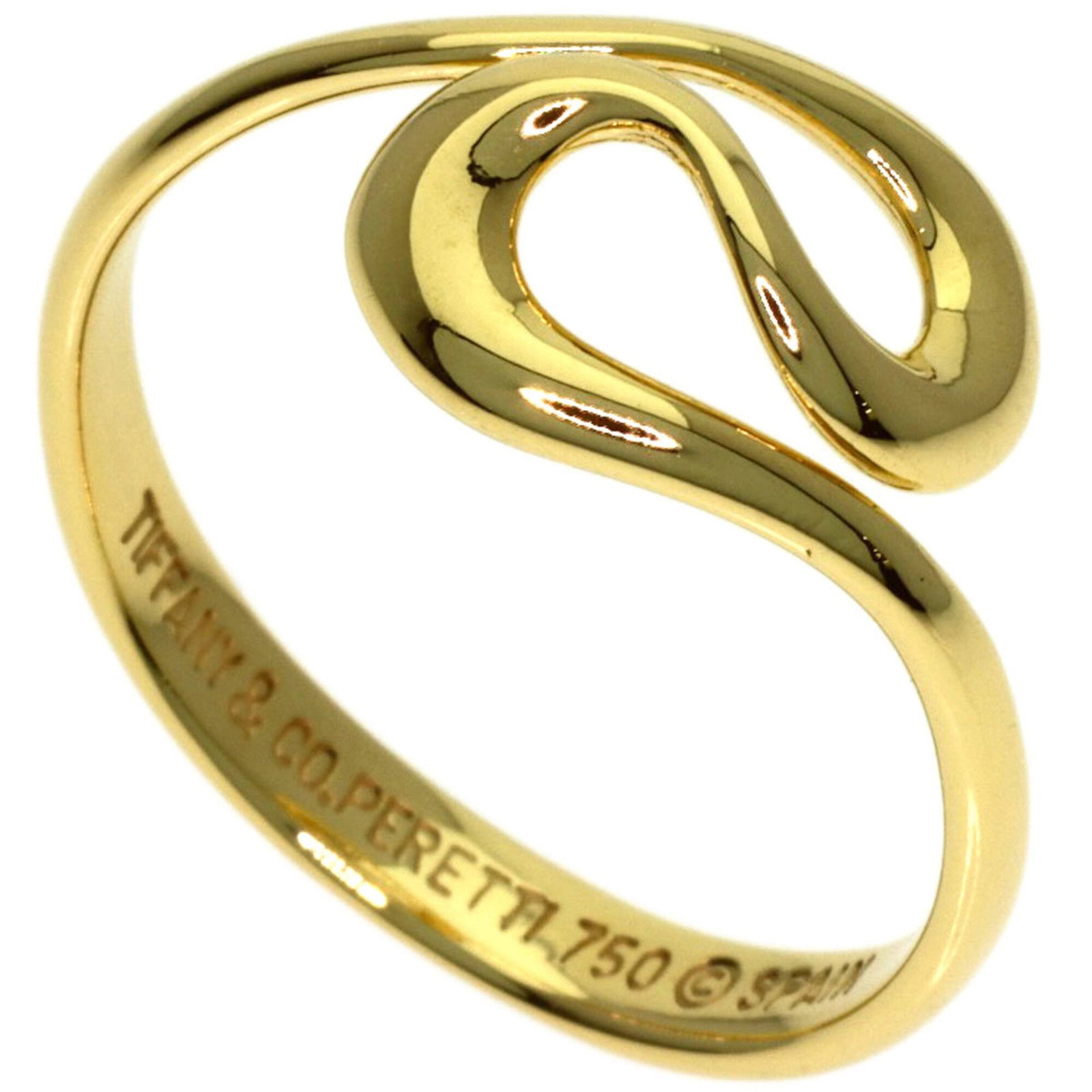 TIFFANY Band Ring Yellow: TIFFANY Band Ring Yellow Yellow gold 18K Tiffany band ring with a classic design, bearing a signature. This gently used ring has minor signs of wear, with small scratches or light marks, but remains i