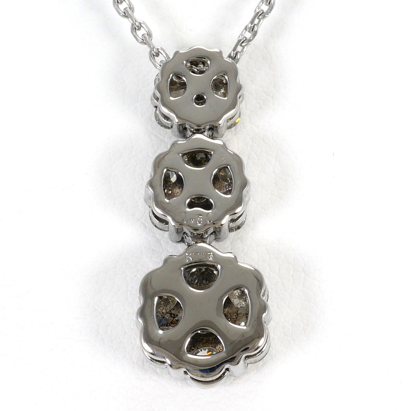 White Gold (18K) - 3