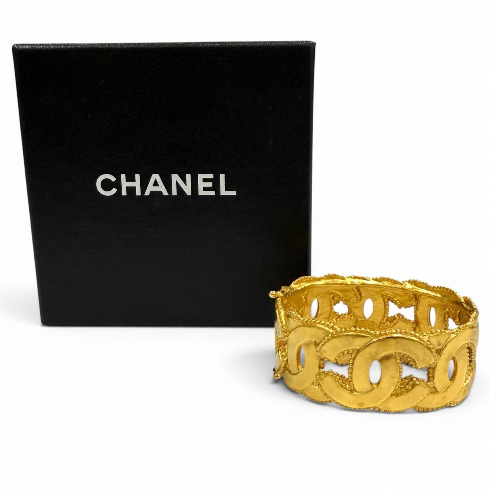 CHANEL Bangle Gold - 2