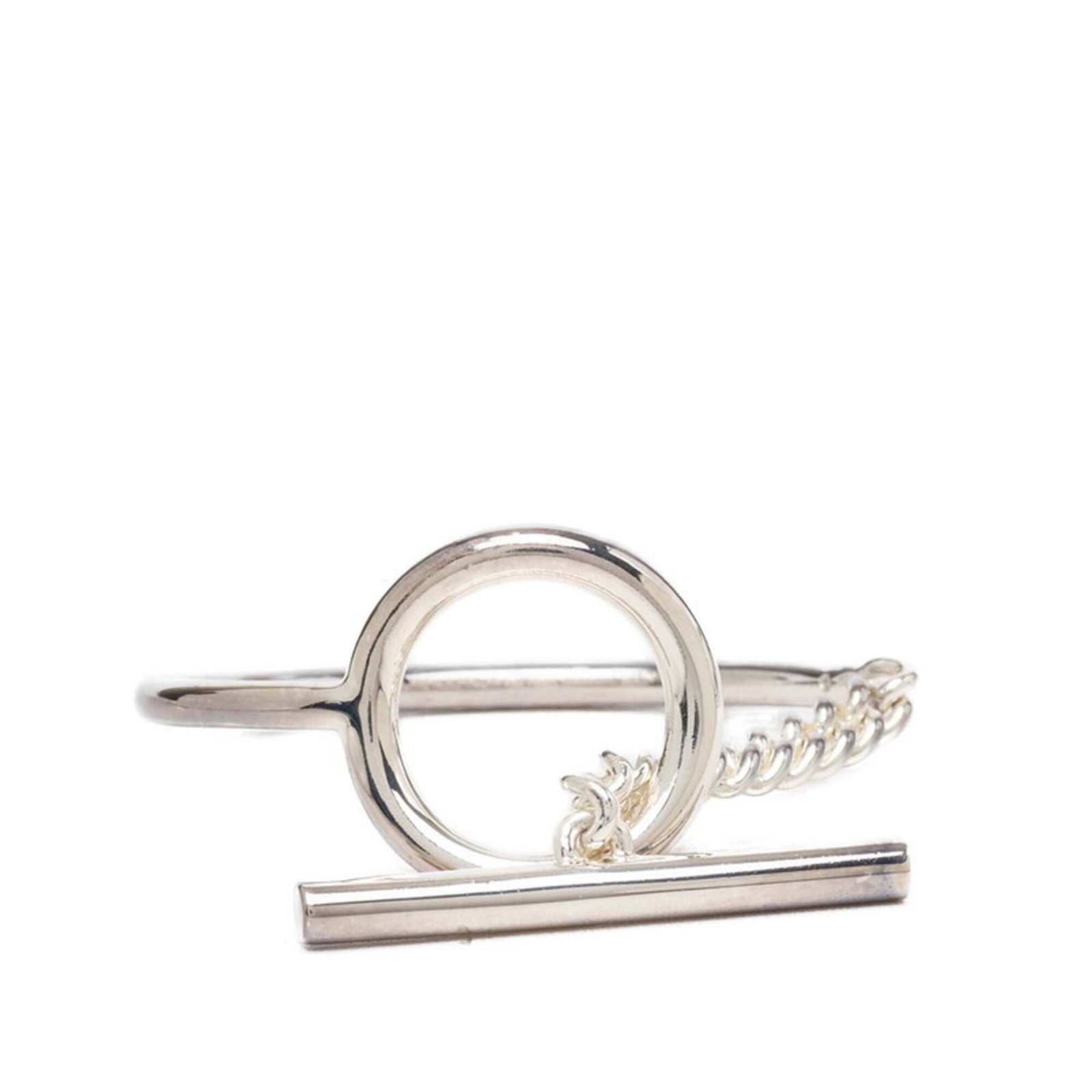HERMES Charm Bracelet Silver 925: HERMES Charm Bracelet Silver 925 Silver 925 charm bracelet from Hermes features a delicate 14.5cm length, making it a versatile accessory for everyday wear. Gently used with minor signs of wear, this 
