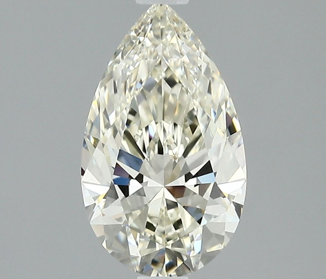 IGI Pear 1.24ct J IF - Loose Natural Diamond: IGI Pear 1.24ct J IF - Loose Natural Diamond 1.24ct IGI-certified natural pear-cut diamond with a J color grading and IF clarity, boasting EX polish and symmetry. This loose stone's EX polish and
