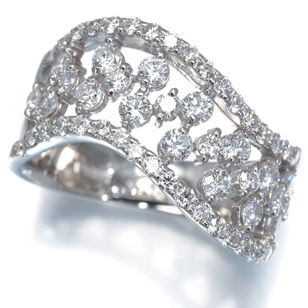 Diamond 1.50Ct Openwork Wave Ring 900 Platinum: Diamond 1.50Ct Openwork Wave Ring 900 Platinum 900 Platinum Diamond 1.50Ct Openwork Wave Ring is a stunning piece featuring a natural 1.50ct diamond set in a platinum ring. The openwork wave design
