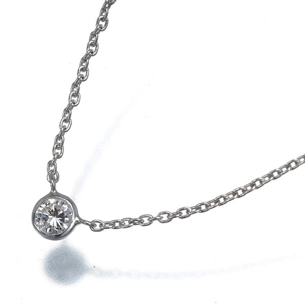 Vendome Necklace Diamond 0.09Ct Solitaire 900 850 Platinum: Vendome Necklace Diamond 0.09Ct Solitaire 900 850 Platinum 900 / 850 Platinum pendant features a 0.09ct natural diamond solitaire, crafted in platinum. The sleek design showcases the diamond's