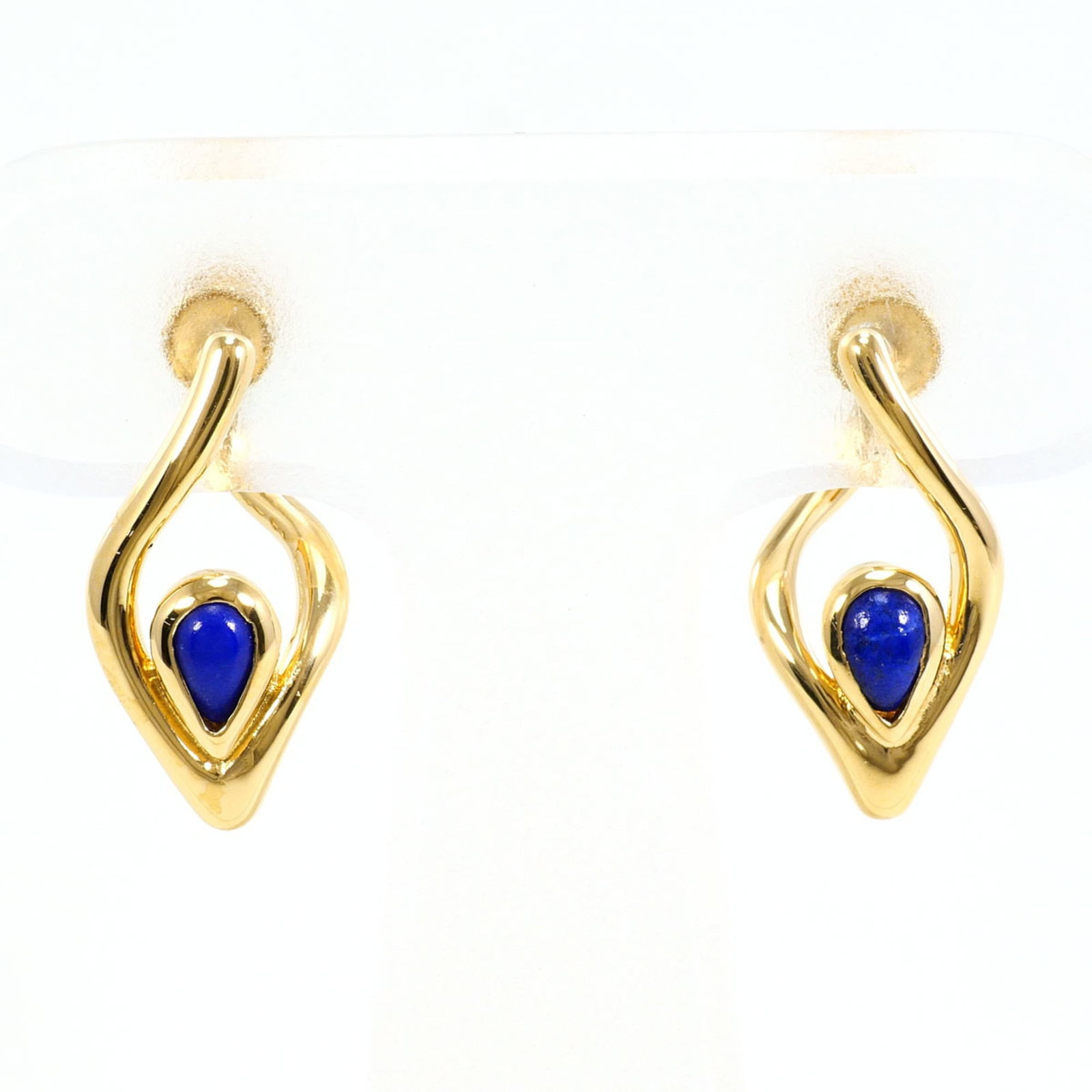 Clip Earrings Yellow Gold (18K): Clip Earrings Yellow Gold (18K) Clip earrings in 18K yellow gold, featuring a lapis lazuli stone, weigh 3g and are made from high-quality gold. In excellent condition, with only the faintest traces